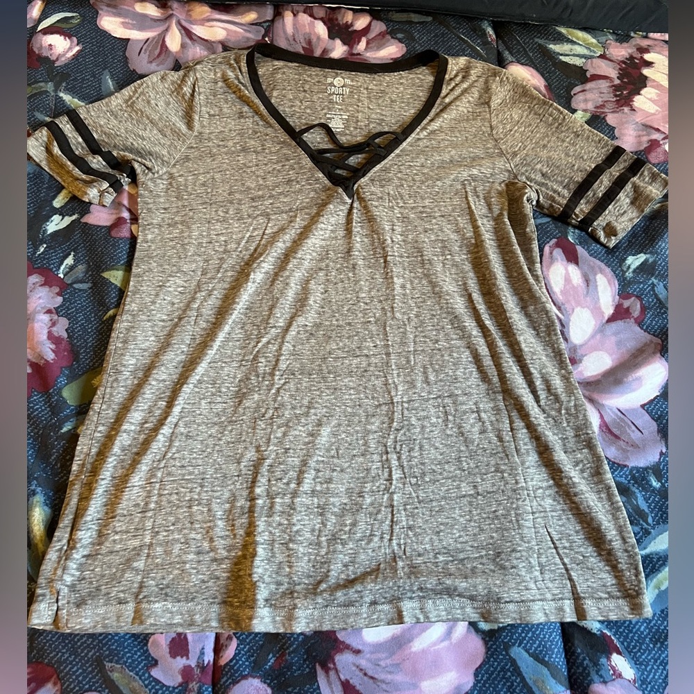 SO sporty tee small grey and black v neck with detail. Hardly worn, like new